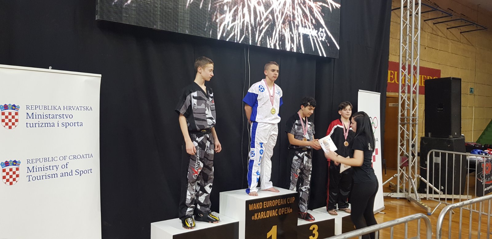 0 02 05 4e588e71617374fa2ba21befeaaf168404d6bb453341f570d3289850b33278f1 c5edb360a6293931